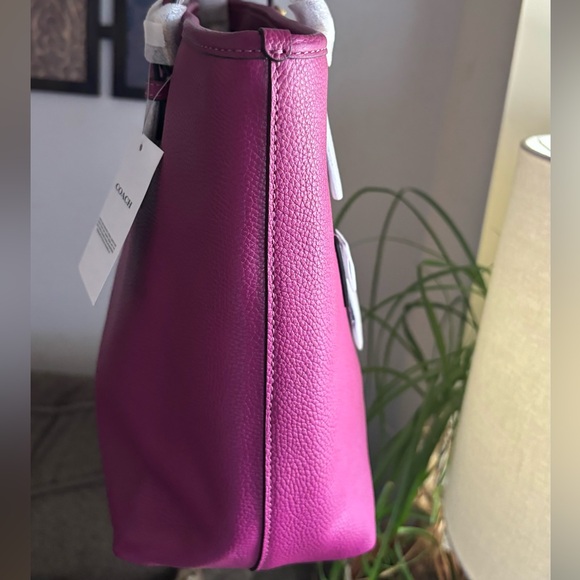 Authentic COACH 1941 pebbled leather zip top Tote - Picture 12 of 15